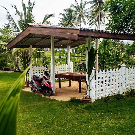 Отель Beach Corner Велигама Экстерьер фото