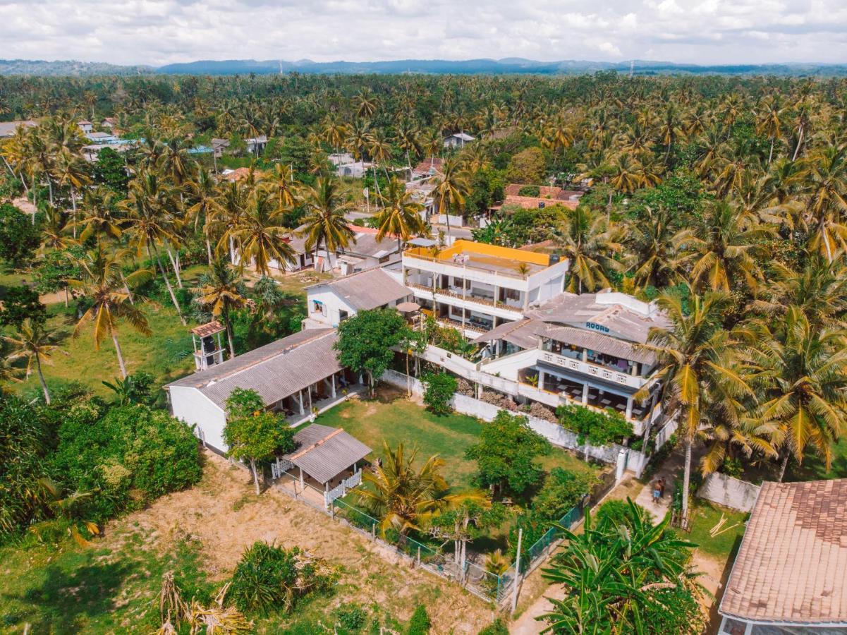Отель Beach Corner Велигама Экстерьер фото